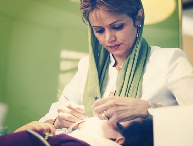 فينير (تجميل) الأسنان في مدينة شيراز العلاجية إيران 🇮🇷 4