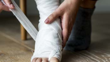 ankle-replacement جراحة العظام والمفاصل في ايران | افضل دكتور وتكلفة | سنا مدتور 5