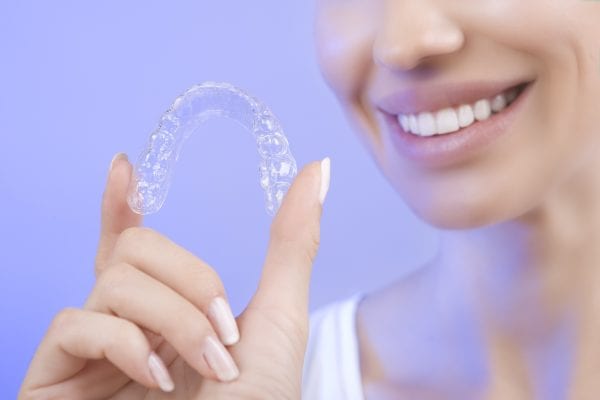 تقويم الاسنان في ايران | افضل اطباء و مواد و اسعار | سنا مدتور 5 تقويم الاسنان الشفاف