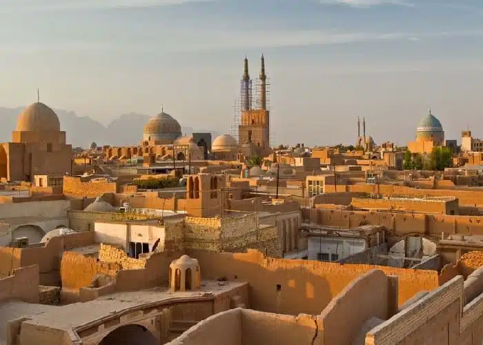 كل ما تحتاج معرفته عن ايران: دليل السفر الشامل 12 يزد مدينة التراث العالمي!