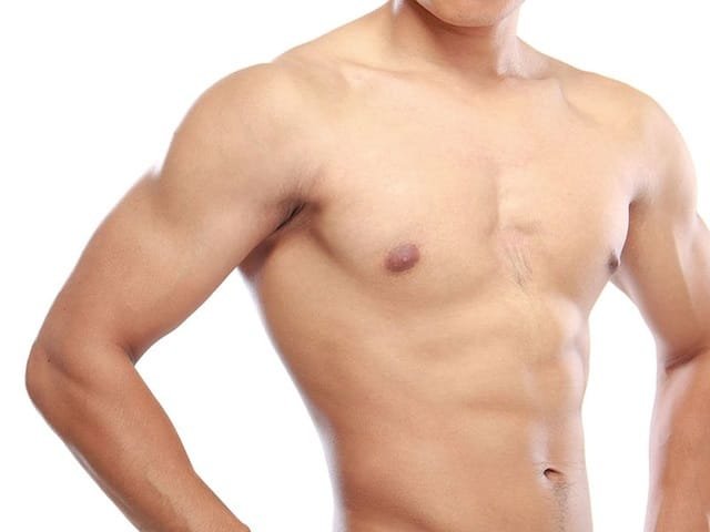 أكثر 8 عمليات تجميل انتشاراً بين الرجال في 2019 1