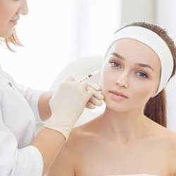 أفضل عمر لإجراء حقن البوتكس والفيلر