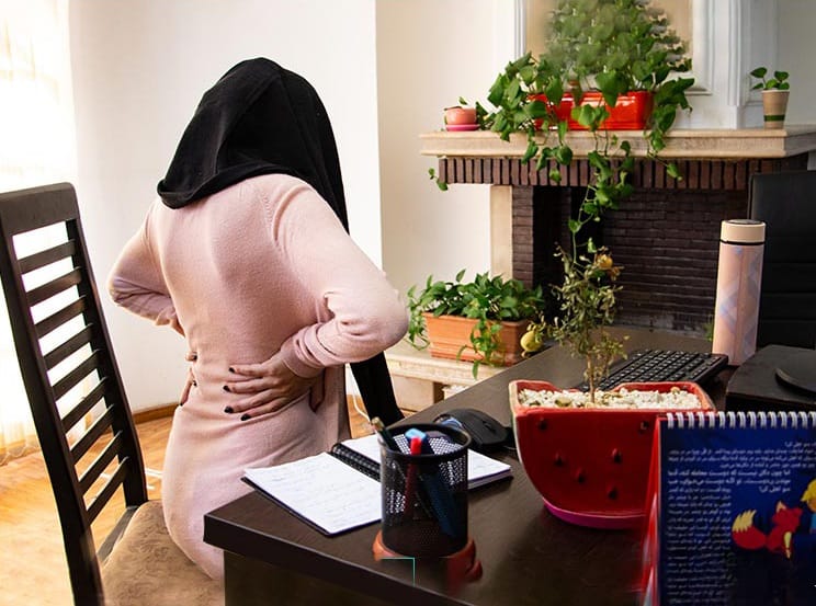 كيف أخفف من ألم الظهر الناتج عن الديسك؟ 1 كيف أخفف من ألم الظهر الناتج عن الديسك؟ 1