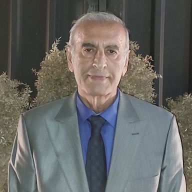 د. محمدحسين مهرزادي في شيراز 1 د. محمدحسين مهرزادي